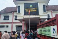 Gelar Pasar Gas Elpiji 3KG di Kantor Camat Walenrang pada hari jum'at, (12/06/2026)